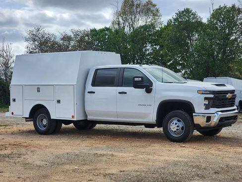New 2026 Chevrolet Silverado 3500 W/T w/ WT Convenience Package AWD/4WD image 3