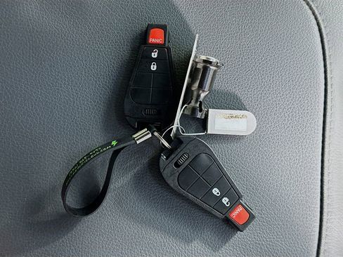 Used 2017 RAM 1500 Express w/ Express Value Package AWD/4WD image 34