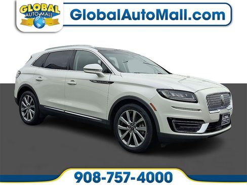 Used 2019 Lincoln Nautilus Select w/ Class II Trailer Tow Package image 1