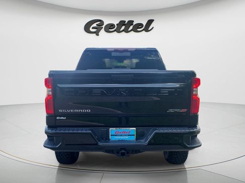 Used 2025 Chevrolet Silverado 1500 ZR2 w/ Technology Package AWD/4WD image 6