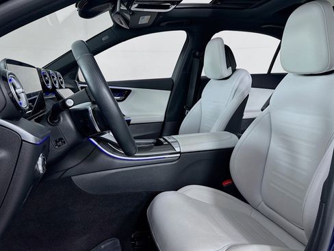 Used 2023 Mercedes-Benz C 300 Sedan image 17