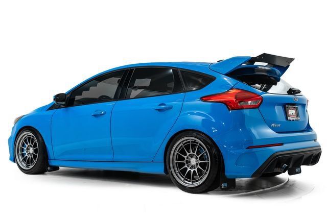 Used 2017 Ford Focus RS AWD/4WD image 8