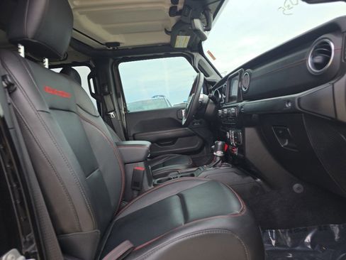 Used 2023 Jeep Gladiator Rubicon AWD/4WD image 15