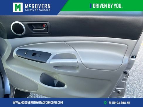 Used 2015 Toyota Tacoma 4x4 Double Cab w/ SR5 Package image 31