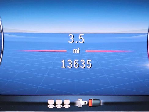 Certified 2025 Mercedes-Benz GLE 450 4MATIC image 24