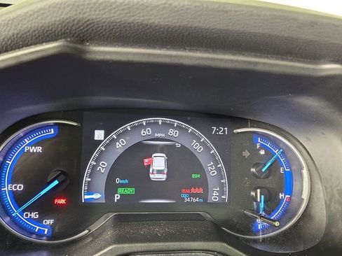 Used 2025 Toyota RAV4 XLE image 16