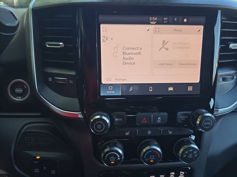 New 2026 RAM 2500 Big Horn AWD/4WD image 23