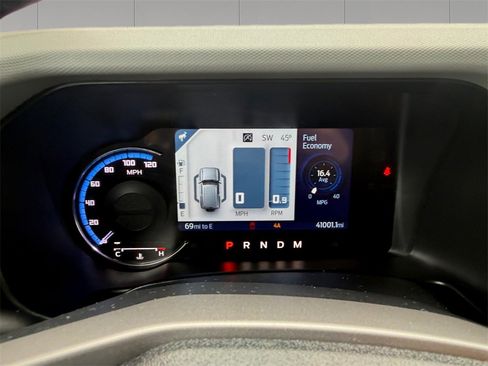 Used 2021 Ford Bronco Badlands image 14