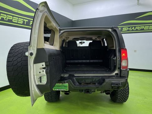 Used 2006 HUMMER H3 image 9