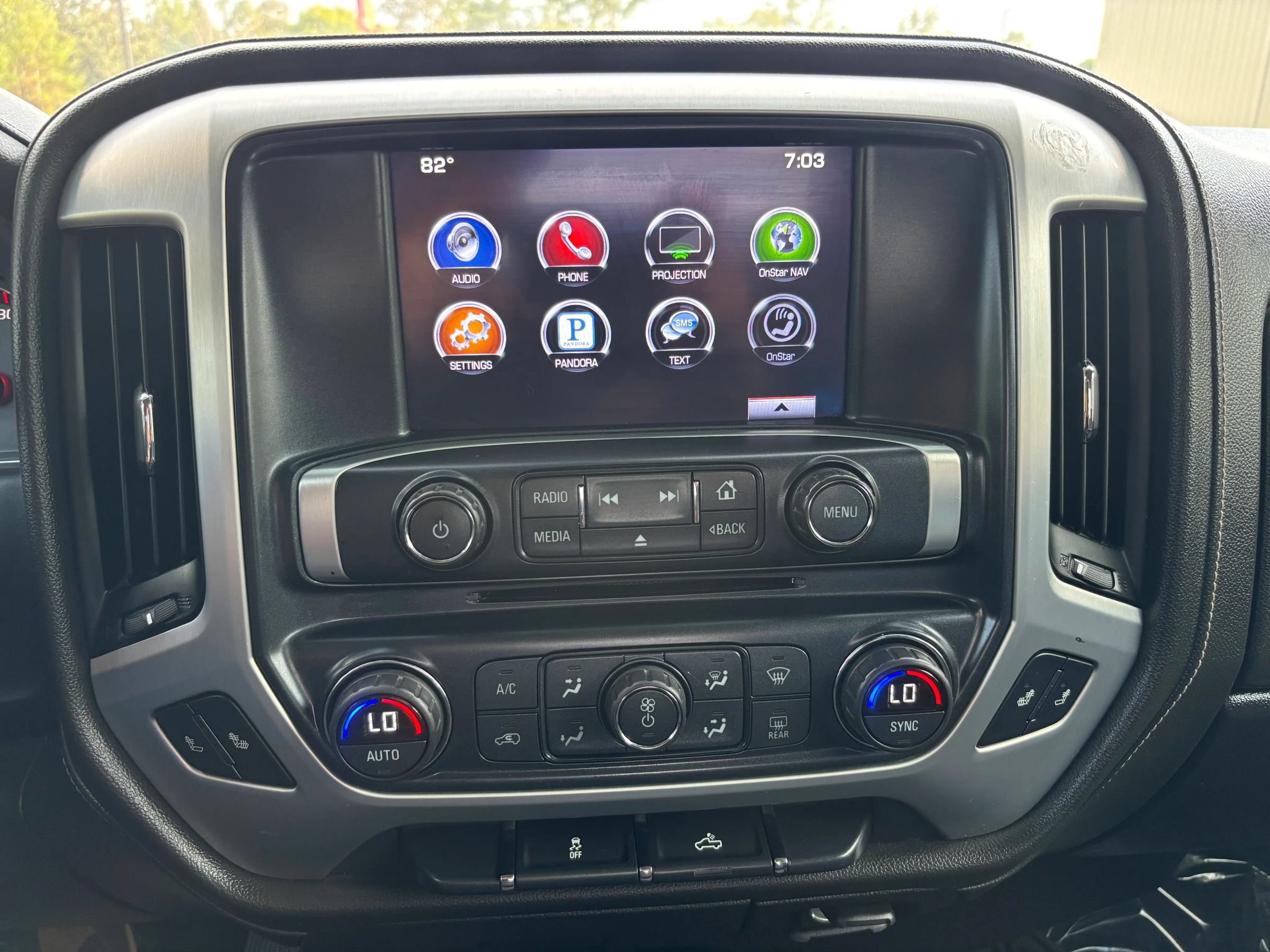 Used 2016 GMC Sierra 1500 SLE w/ SLE Value Package AWD/4WD image 30