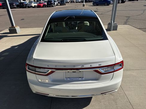 Used 2020 Lincoln Continental Reserve image 6