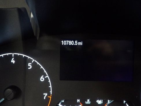 Used 2024 Ford Transit 250 Low Roof AWD image 12