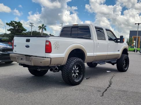 Used 2011 Ford F350 King Ranch w/ King Ranch w/Chrome Pkg AWD/4WD image 4