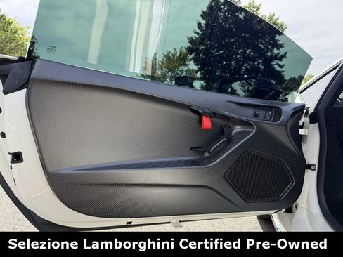 Used 2023 Lamborghini Huracan STO image 30