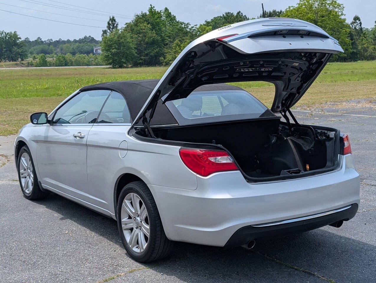 Used 2012 Chrysler 200 Touring w/ Cold Weather Group FWD image 38
