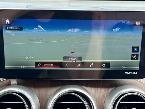 Used 2022 Mercedes-Benz GLC 300 4MATIC image 26