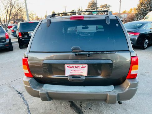 Used 2000 Jeep Grand Cherokee Laredo AWD/4WD image 4