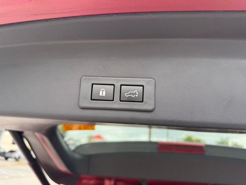 Used 2023 Subaru Ascent Onyx Edition AWD/4WD image 8