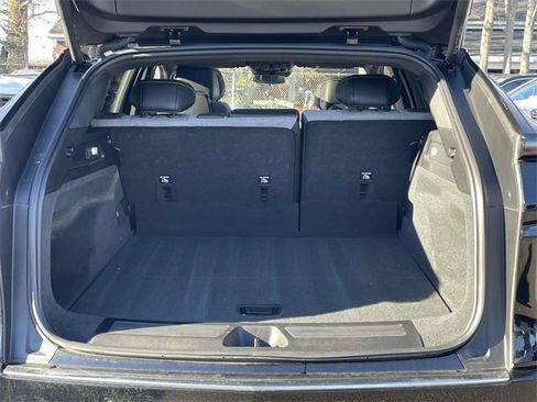 Used 2024 Cadillac Lyriq Tech image 7