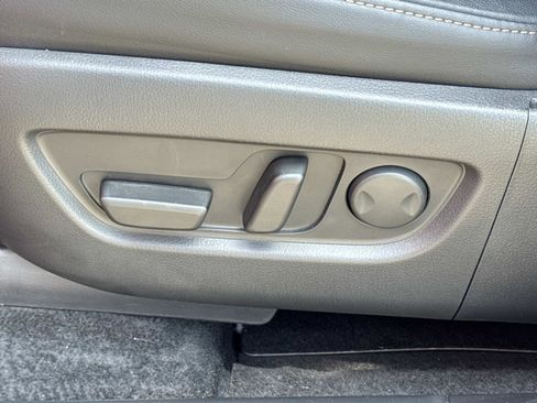 Certified 2025 MAZDA CX-70 Plug-In Hybrid w/ Premium Plus image 20