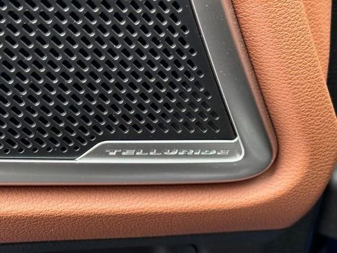 Used 2023 Kia Telluride EX X-Line AWD/4WD image 35