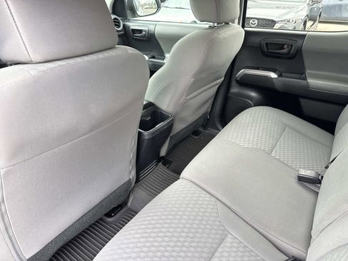Used 2022 Toyota Tacoma SR5 image 12