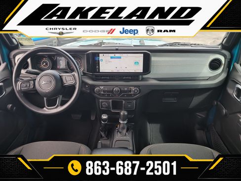 Used 2024 Jeep Wrangler Unlimited Sport AWD/4WD image 14