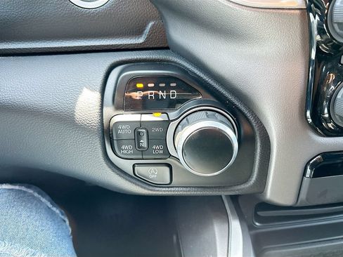 Used 2022 RAM 1500 Big Horn AWD/4WD image 26