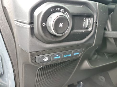 Used 2025 Jeep Wrangler Unlimited Rubicon 4xe w/ Convenience Group image 27