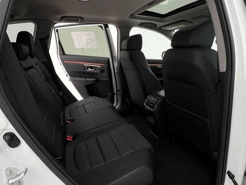 Used 2019 Honda CR-V Touring image 14