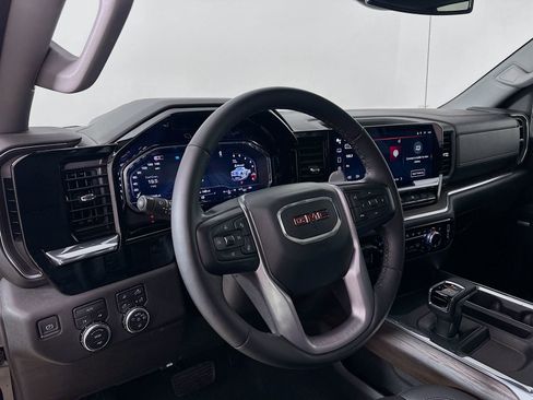 Used 2024 GMC Sierra 1500 SLT w/ SLT Premium Plus Package AWD/4WD image 31