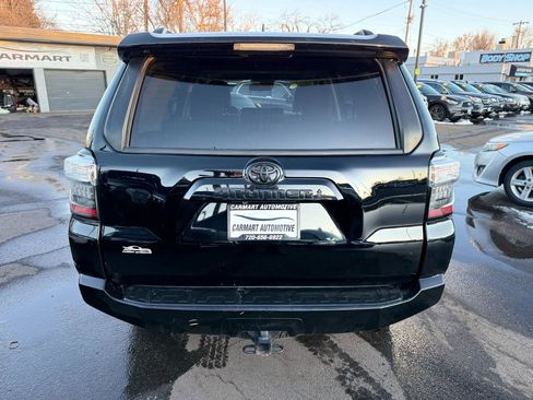 Used 2021 Toyota 4Runner SR5 Premium w/ Moonroof Package image 8