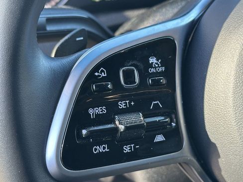 Used 2022 Mercedes-Benz Sprinter 3500 image 33