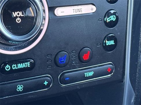 Used 2016 Ford Explorer Limited image 22