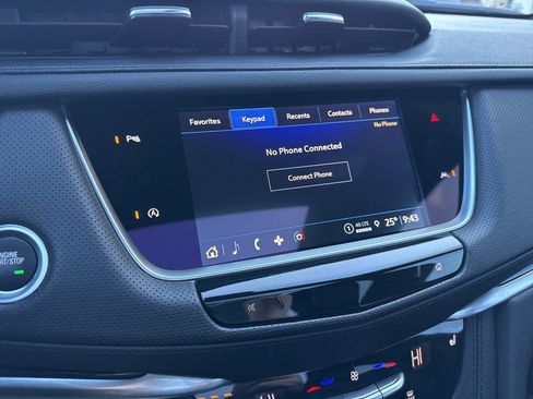 Used 2024 Cadillac XT6 Luxury image 44