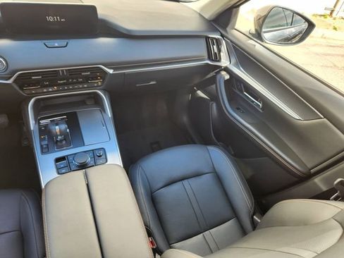 Certified 2024 MAZDA CX-90 Plug-In Hybrid w/ Preferred AWD/4WD image 15
