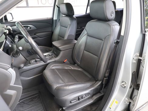 Used 2020 Chevrolet Traverse Premier w/ Redline Edition FWD image 14