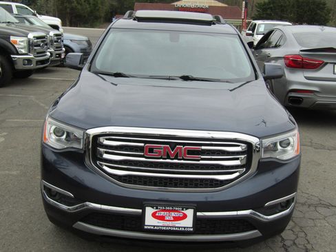 Used 2018 GMC Acadia SLT image 2