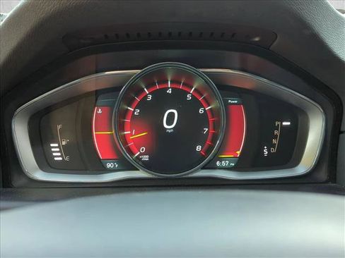 Used 2014 Volvo XC70 T6 AWD/4WD image 7