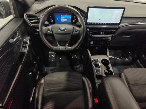 Used 2023 Ford Escape ST-Line w/ Tech Pack #1 AWD/4WD image 4