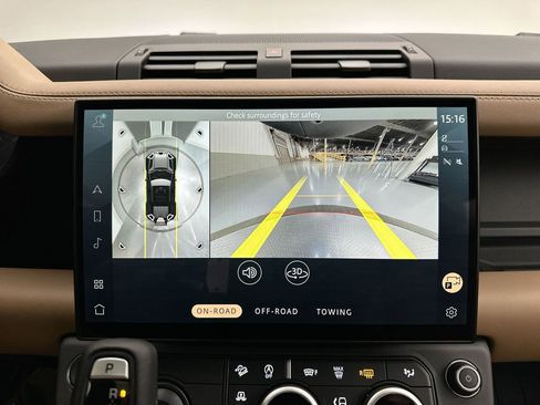 New 2026 Land Rover Defender 110 X-Dynamic SE image 20