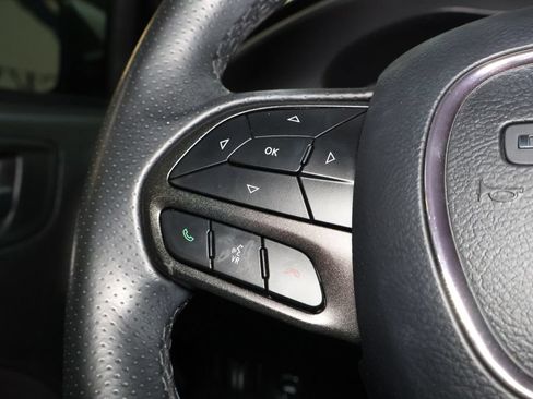 Used 2020 Dodge Charger SXT AWD/4WD image 19