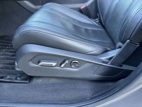 Used 2022 Acura MDX SH-AWD w/ Technology Package image 11