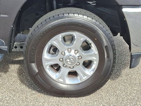 Certified 2023 RAM 2500 Big Horn w/ Level 1 Equipment Group image 8