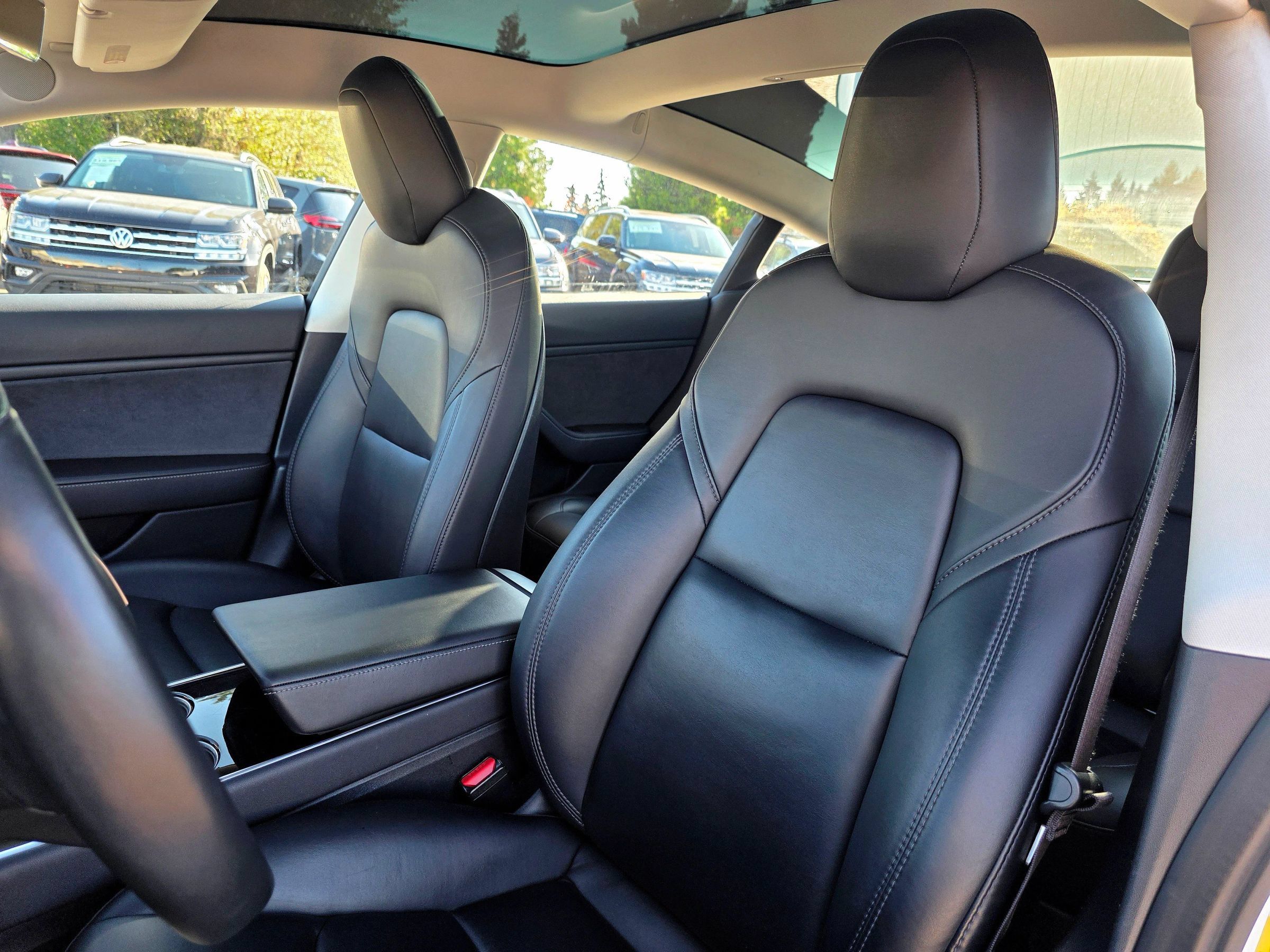 Used 2018 Tesla Model 3 Long Range AWD/4WD image 38