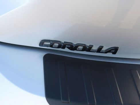 Used 2023 Toyota Corolla XSE image 6