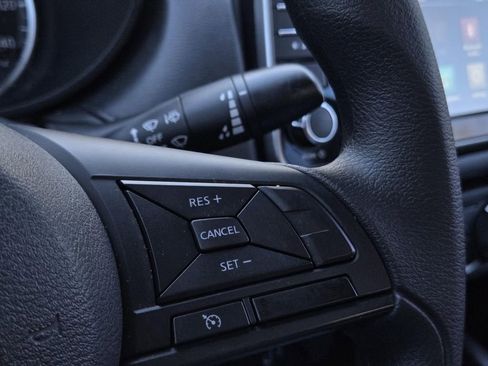 Used 2024 Nissan Versa S w/ Trunk Package image 24