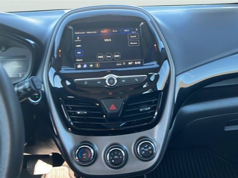 Used 2022 Chevrolet Spark LT FWD image 10