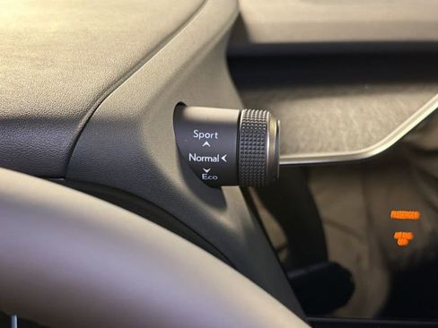 New 2026 Lexus UX 300h AWD image 21