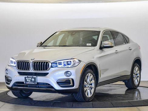 Used 2019 BMW X6 sDrive35i image 1